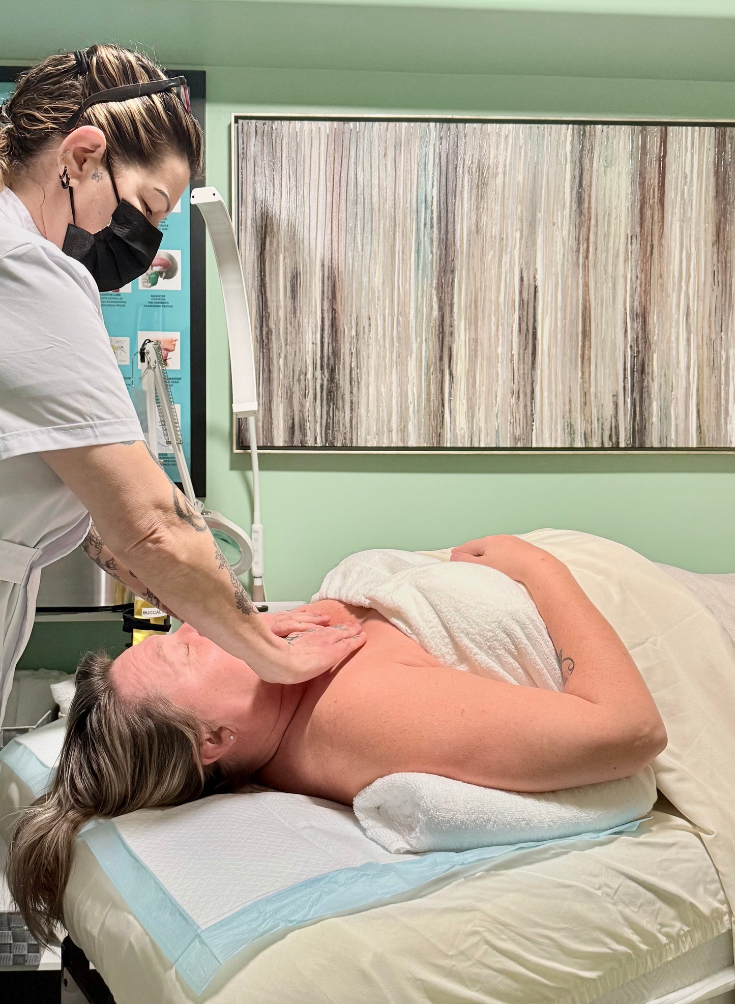 Extensive Buccal Facelift With Lymphatic Drainage & Myofacial Release Treatment 90 Minutes